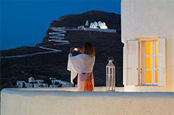 Aspalathras White Hotel Folegandros - Exterior View
