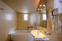 Aspalathras White Hotel Folegandros - Interior View