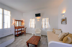Aspalathras White Hotel Folegandros - Interior View