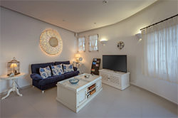 Aspalathras White Hotel Folegandros - Interior View